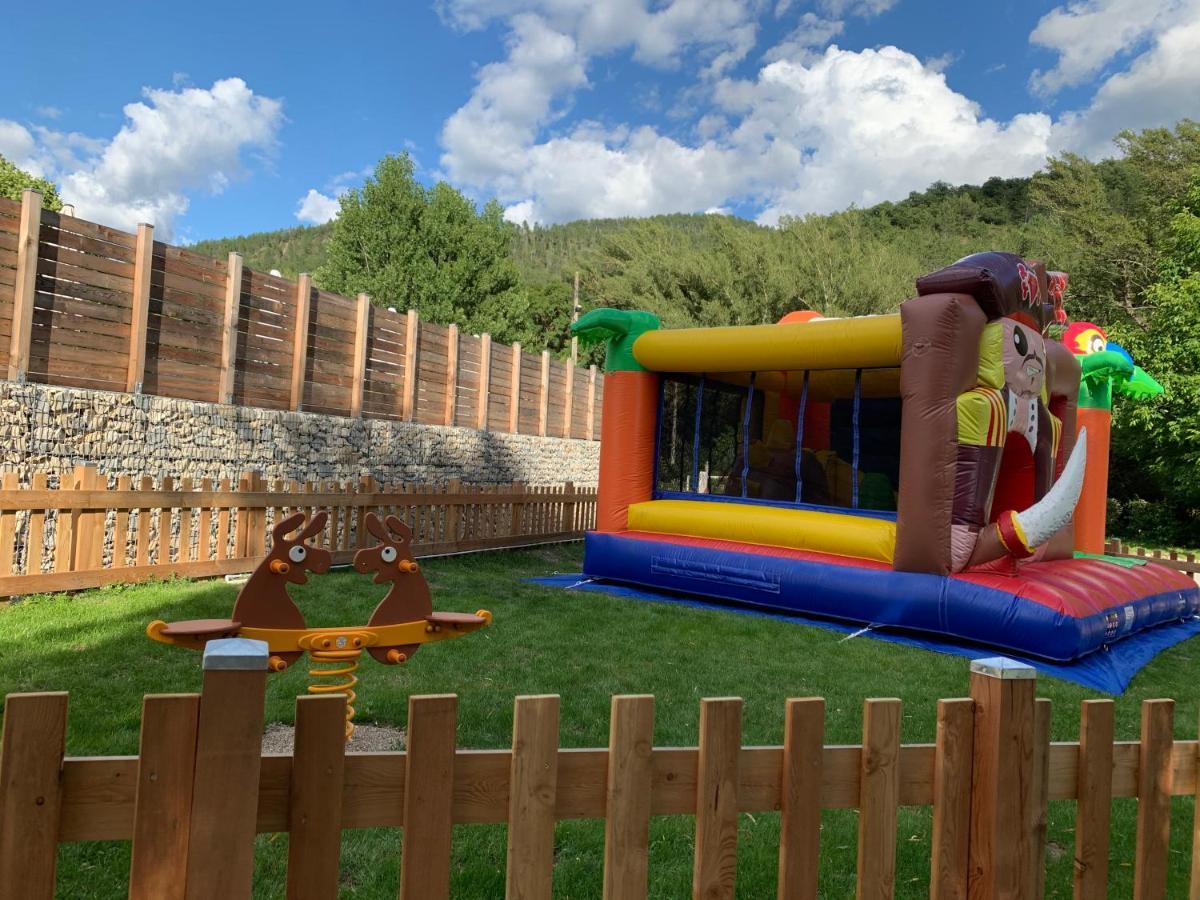 Camping Du Bourg ディーニュ・レ・バン エクステリア 写真
