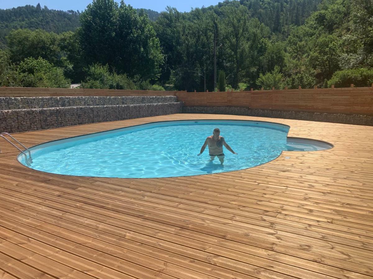 Camping Du Bourg ディーニュ・レ・バン エクステリア 写真